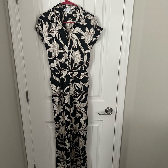 Luxology Black and White Floral Jumpsuit - Picture 1 of 8
